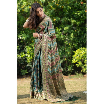Rosolly Â Women's Organza Printed Saree With Unstitched Blouse (Green, 5-6 Mtrs)
